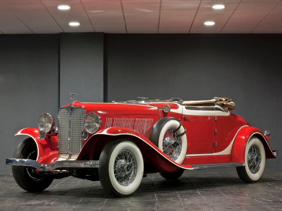  Auburn 12-161A Custom Dual Ratio Convertible Coupe 1933 года  (фото 1 из 7)